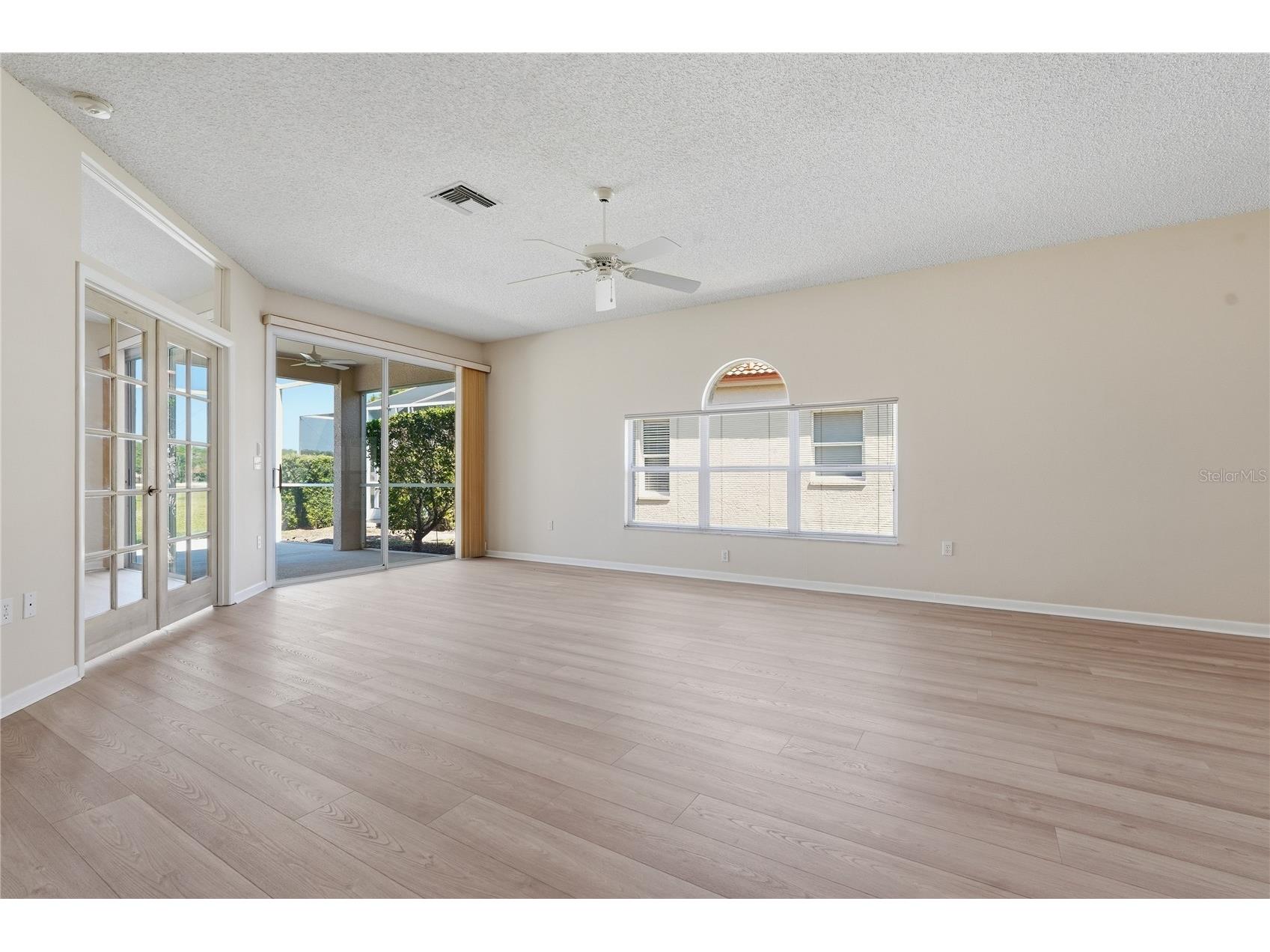 1186 Dartford Drive Tarpon Springs FL 34688 W7884879 image10