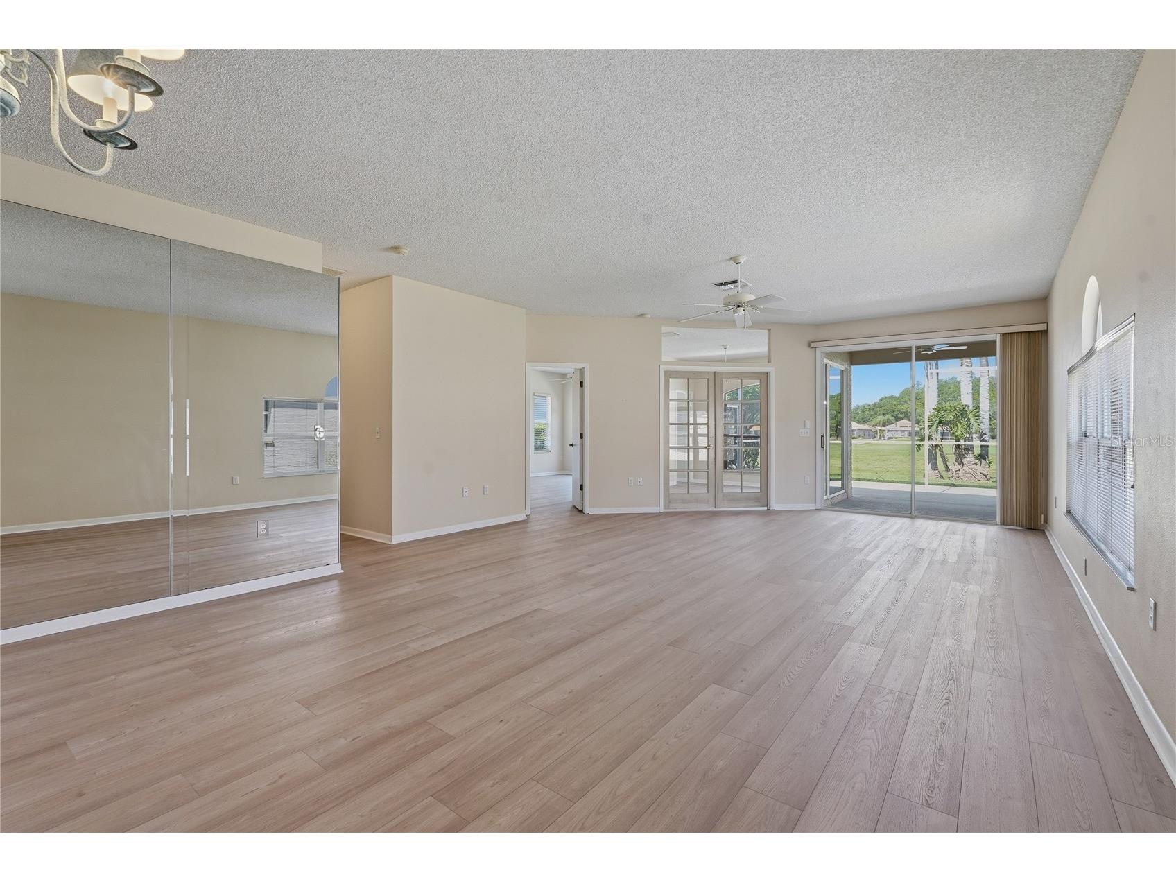 1186 Dartford Drive Tarpon Springs FL 34688 W7884879 image16
