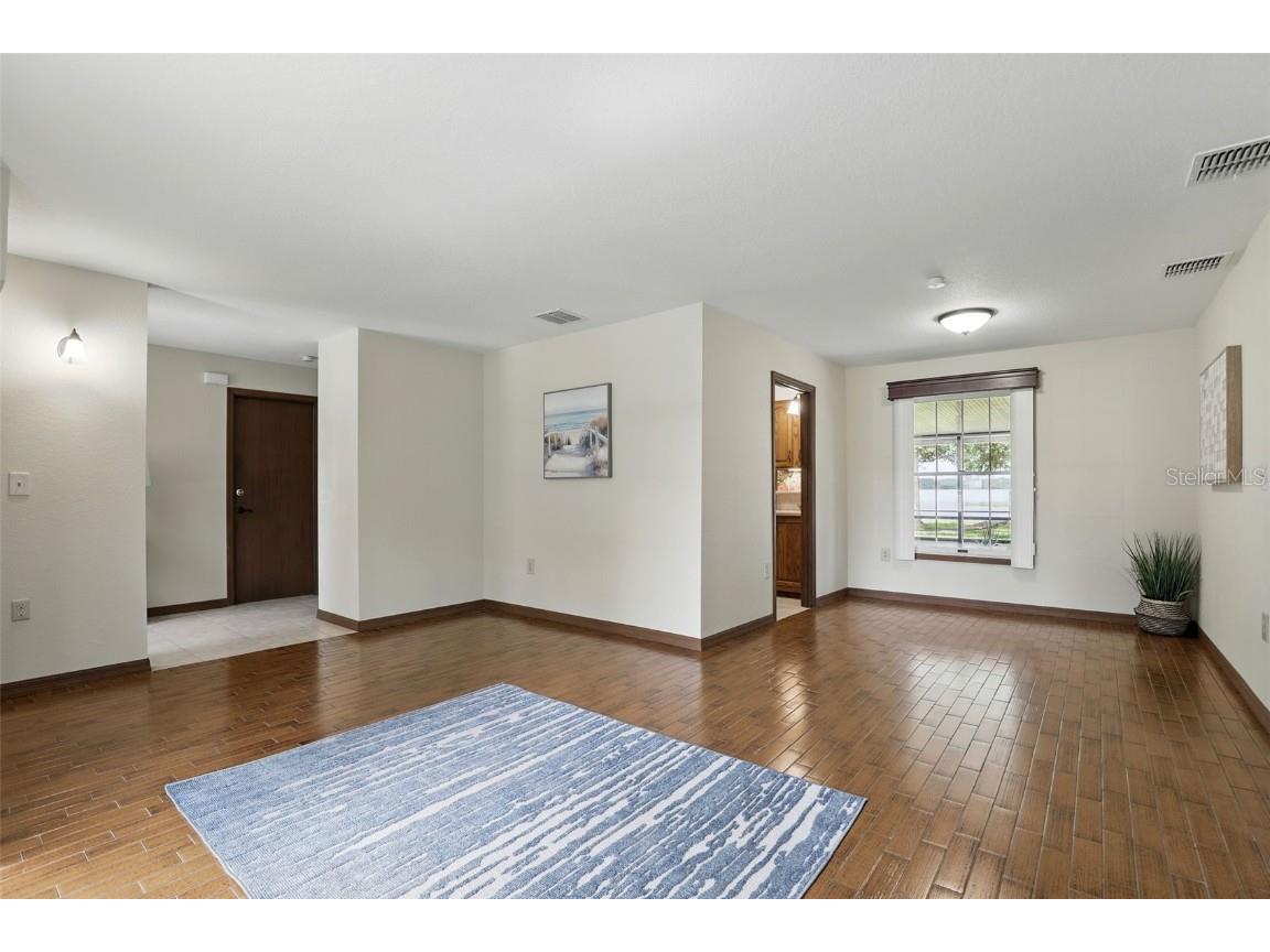 1186 Laguna Circle Saint Cloud FL 34771 - LAKE CENTER S5128408 image17