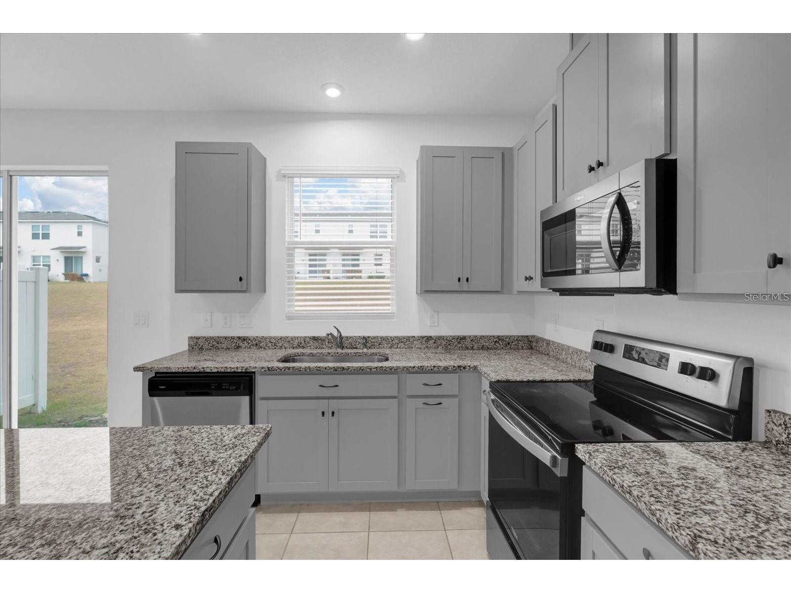 1186 Seaside Mist Trail Kissimmee FL 34747 - 06.01 O6400363 image8