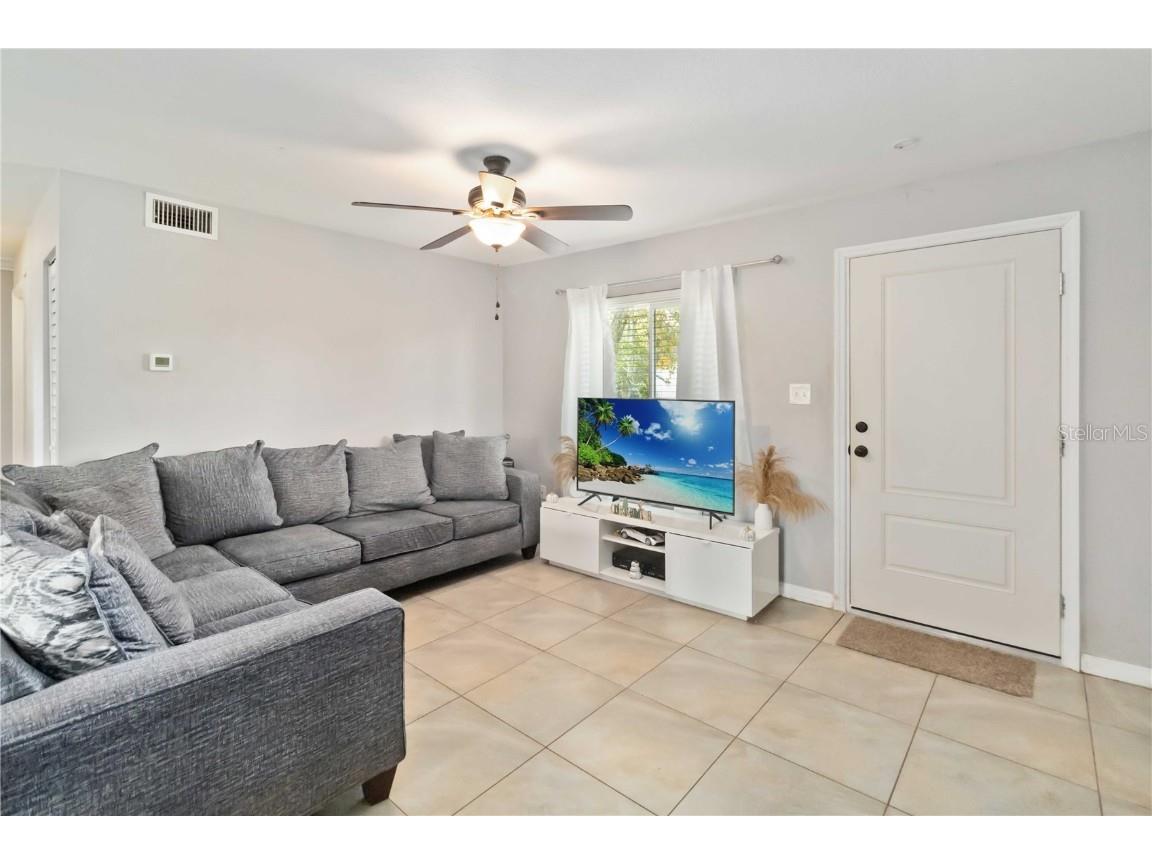 1187 Poppy Avenue Orlando FL 32811 O6360034 image4