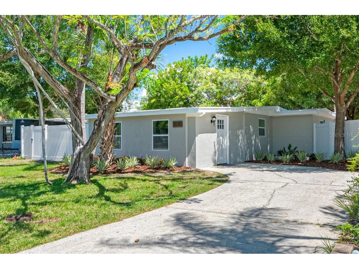 11877 102nd Street Largo FL 33773 T3473181 image1