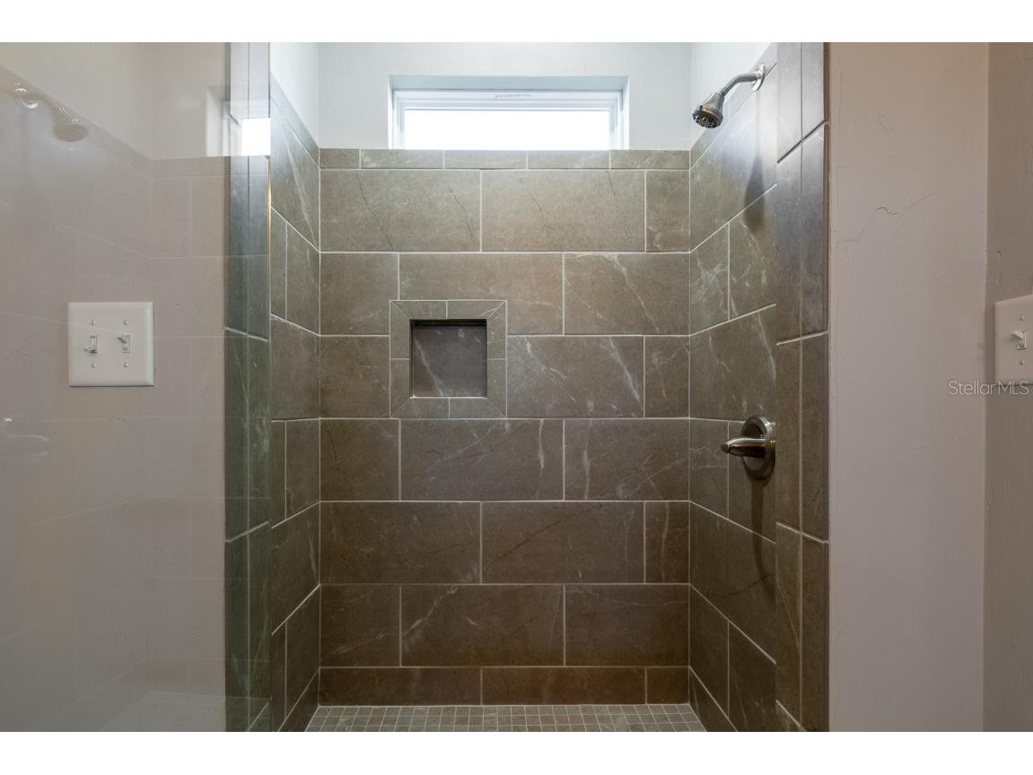 11878 NW 15th Road Gainesville FL 32606 GC526823 image17