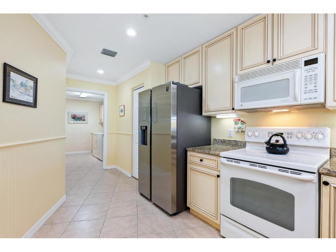 1188 N Tamiami Trail #401 Sarasota FL 34236 A4659094 image17