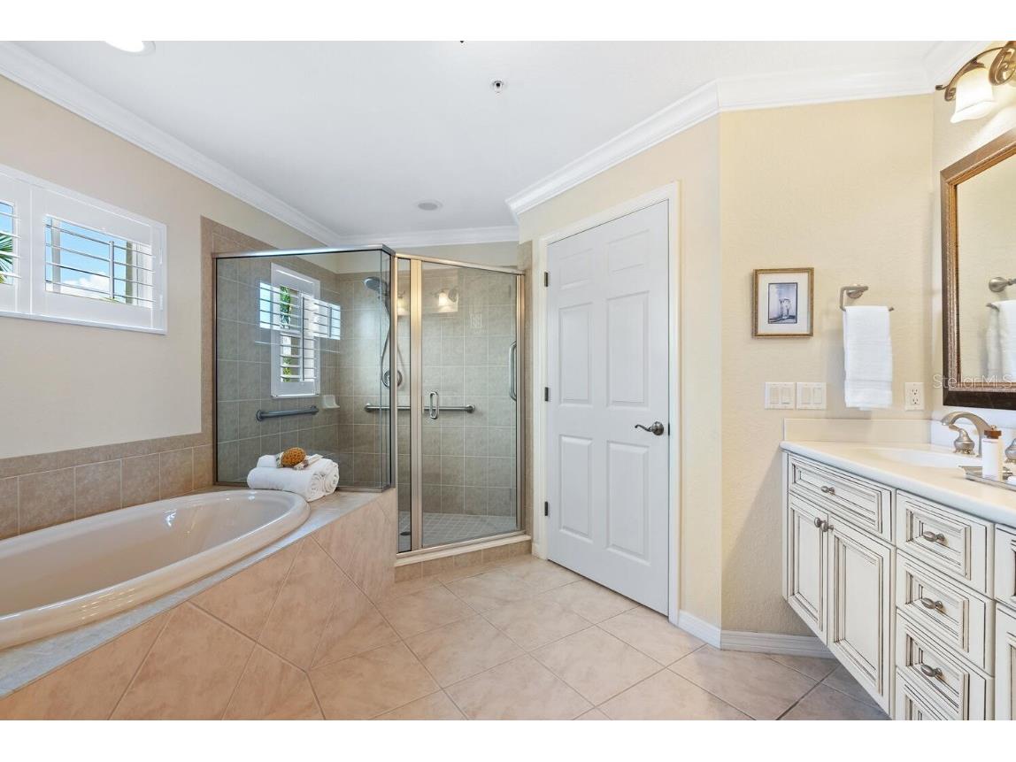 1188 N Tamiami Trail #401 Sarasota FL 34236 A4659094 image21