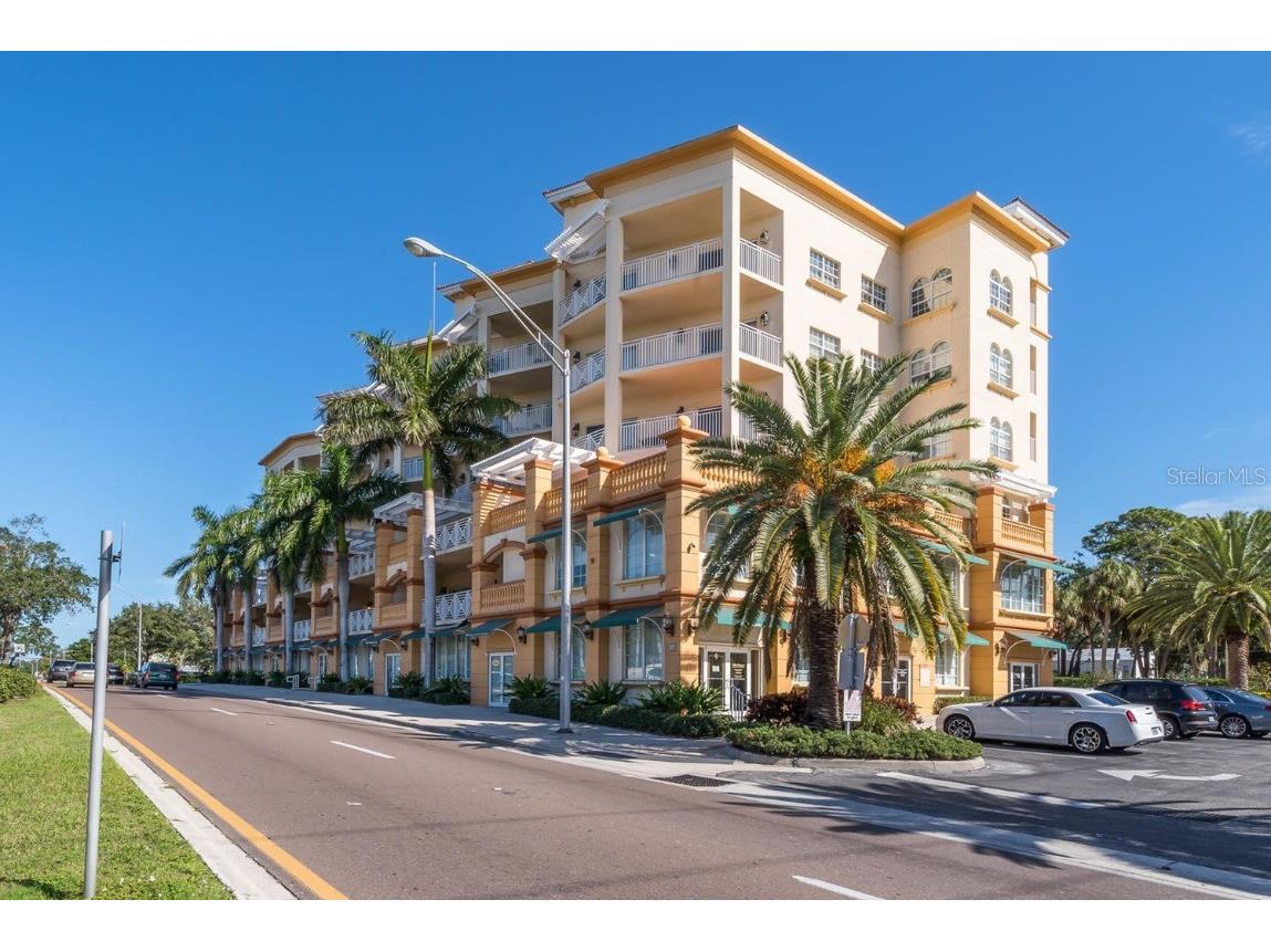 1188 N Tamiami Trail #401 Sarasota FL 34236 A4659094 image3