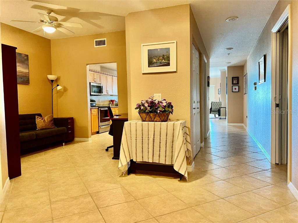 1188 N Tamiami Trail #403 Sarasota FL 34236 A4656937 image8