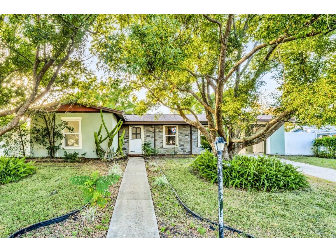 1188 Snowden Avenue Deltona FL 32725 O6162937 image1