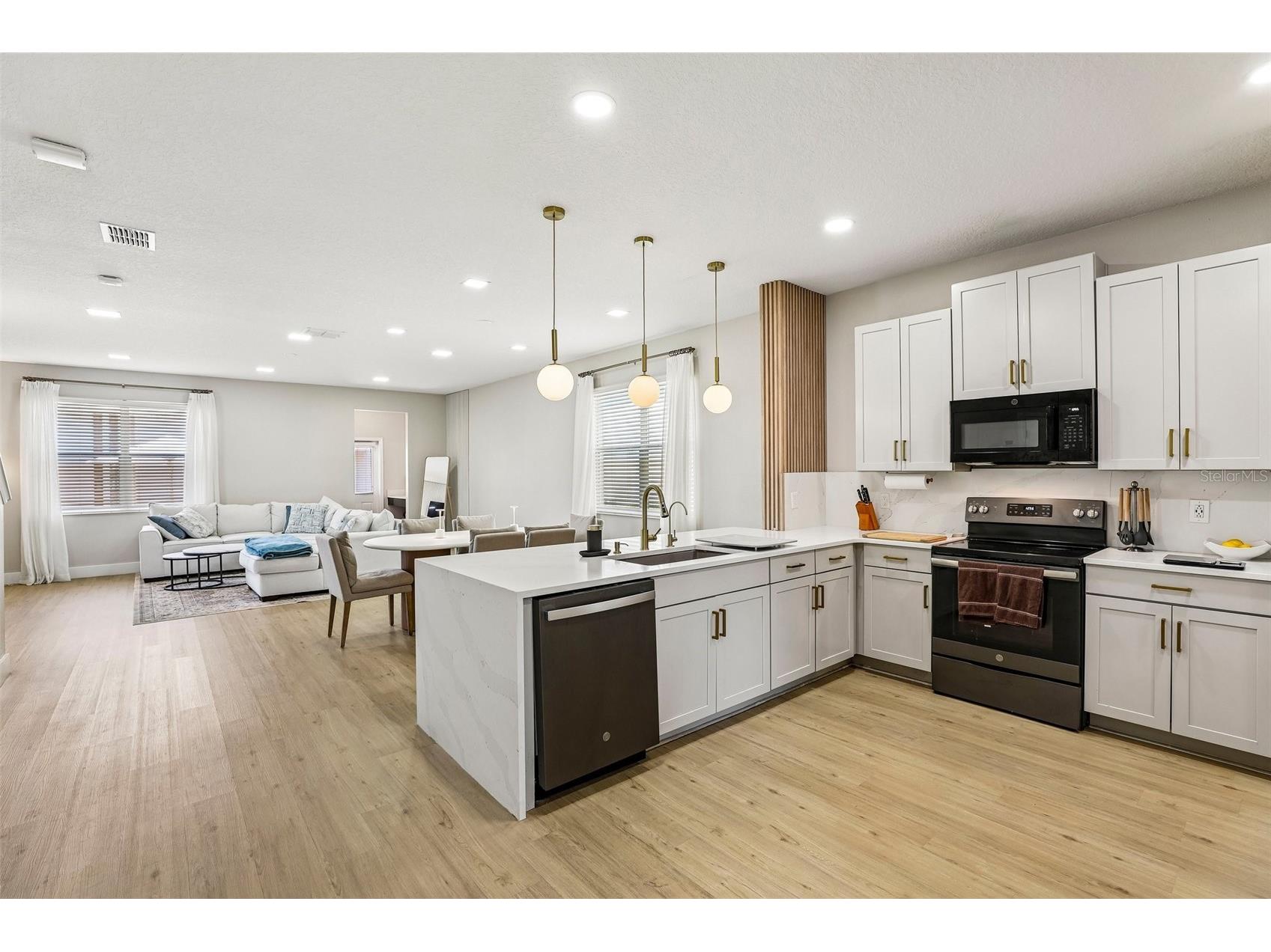 11886 Fiction Avenue Orlando FL 32832 O6417125 image11