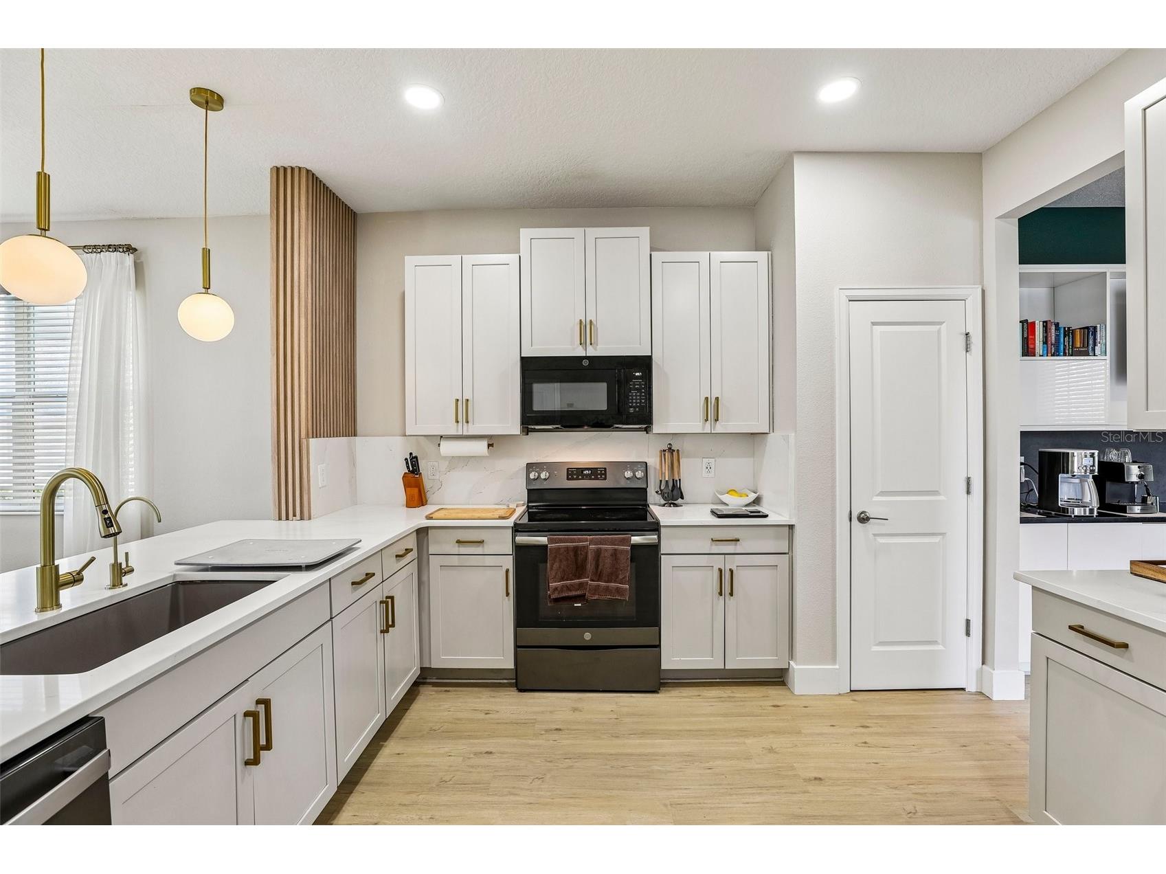 11886 Fiction Avenue Orlando FL 32832 O6417125 image12