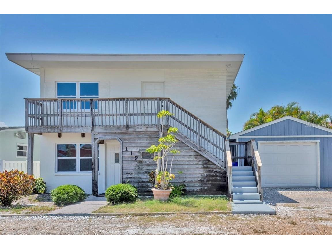 119 175th Terrace Drive Redington Shores FL 33708 - INTRACOASTAL WATERWAYS U8220945 image1