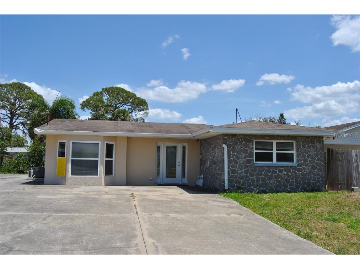 119 18th Street NW Ruskin FL 33570 TB8378138 image1
