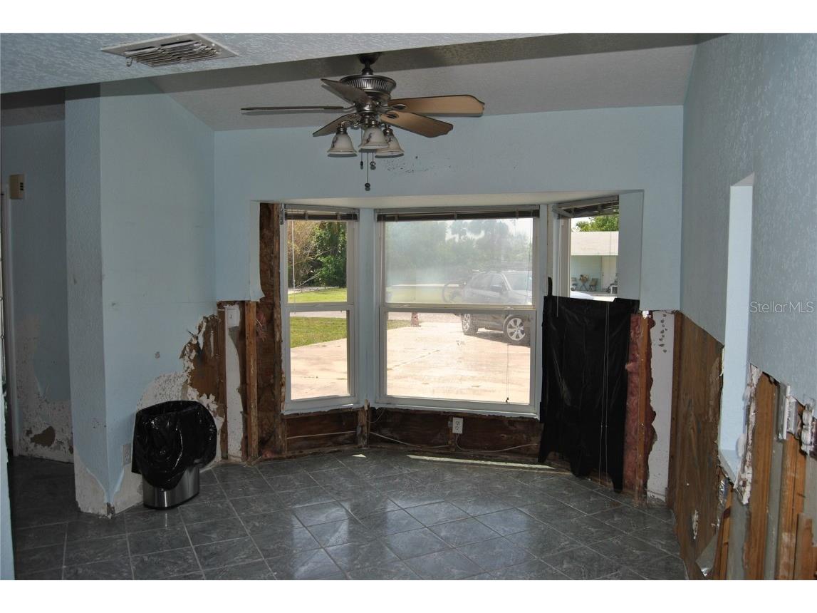 119 18th Street NW Ruskin FL 33570 TB8378138 image5