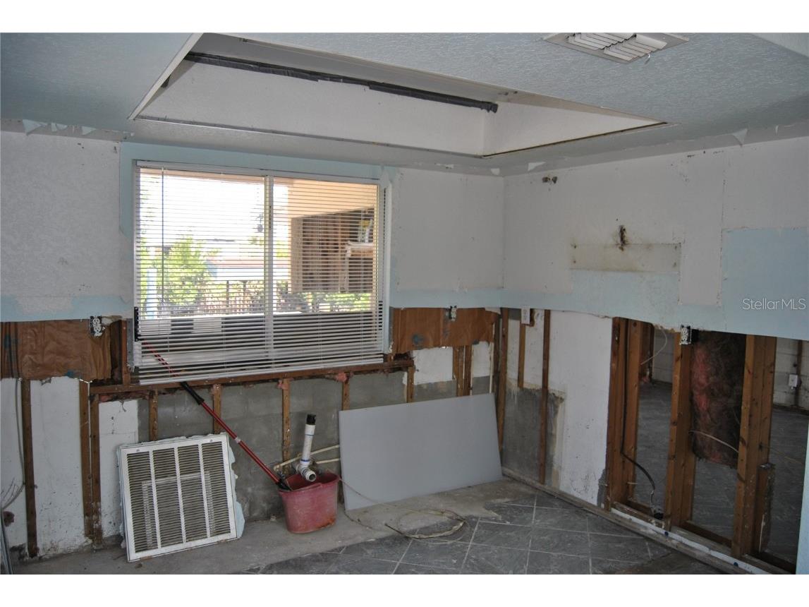 119 18th Street NW Ruskin FL 33570 TB8378138 image6