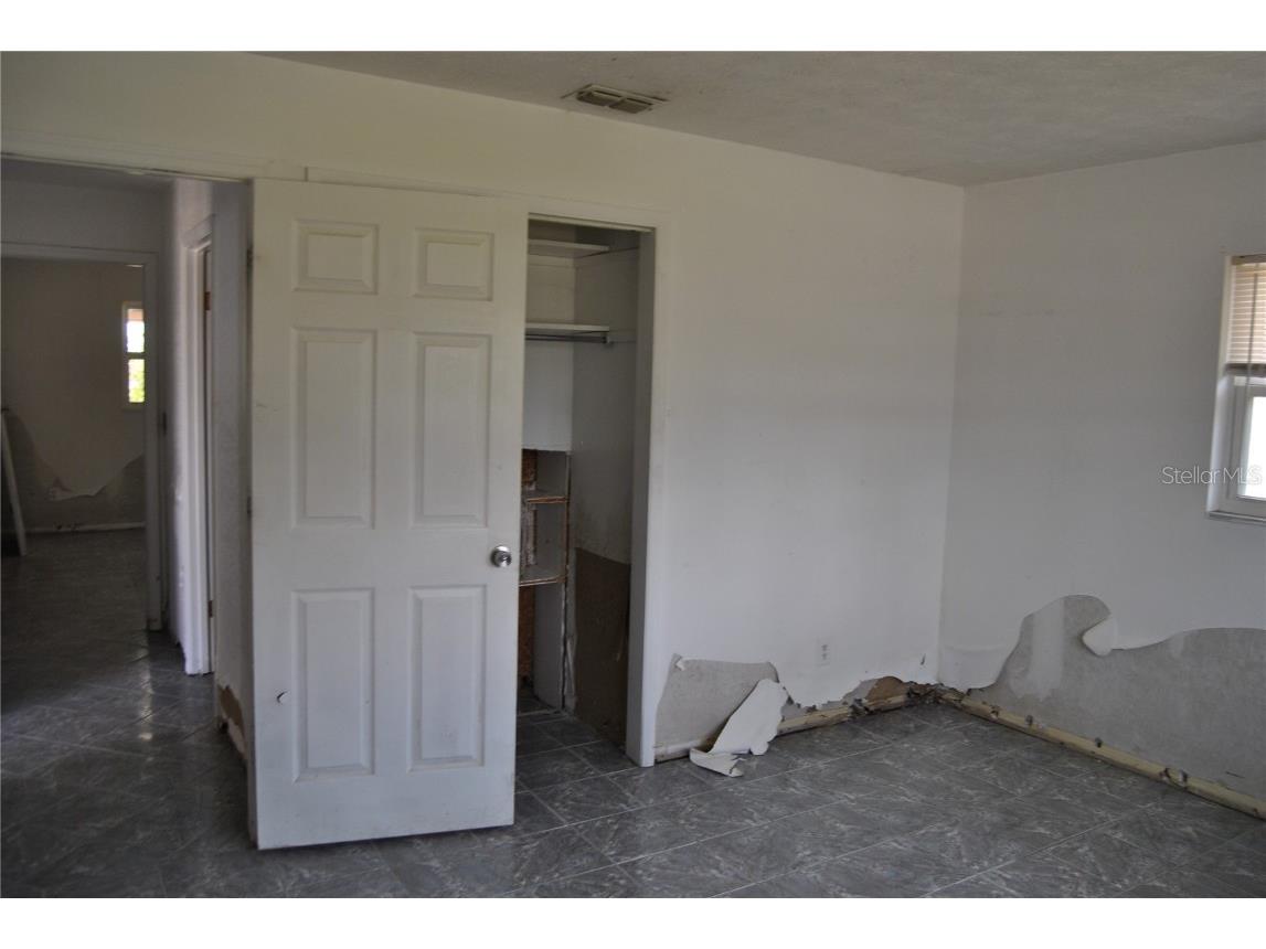 119 18th Street NW Ruskin FL 33570 TB8378138 image7