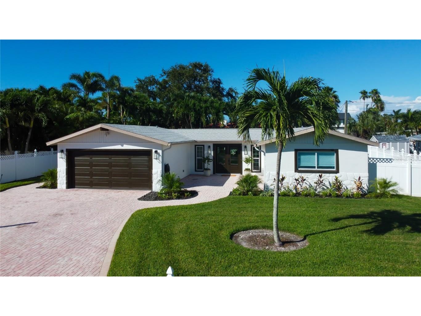 119 8th Street Belleair Beach FL 33786 TB8433898 image1