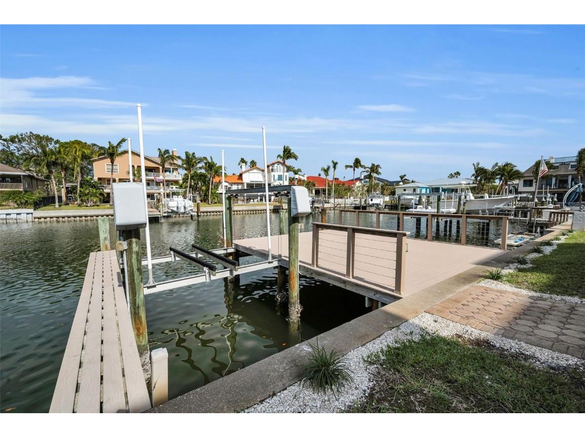 119 8th Street E Tierra Verde FL 33715 - BOCA CIEGA BAY TB8327613 image72