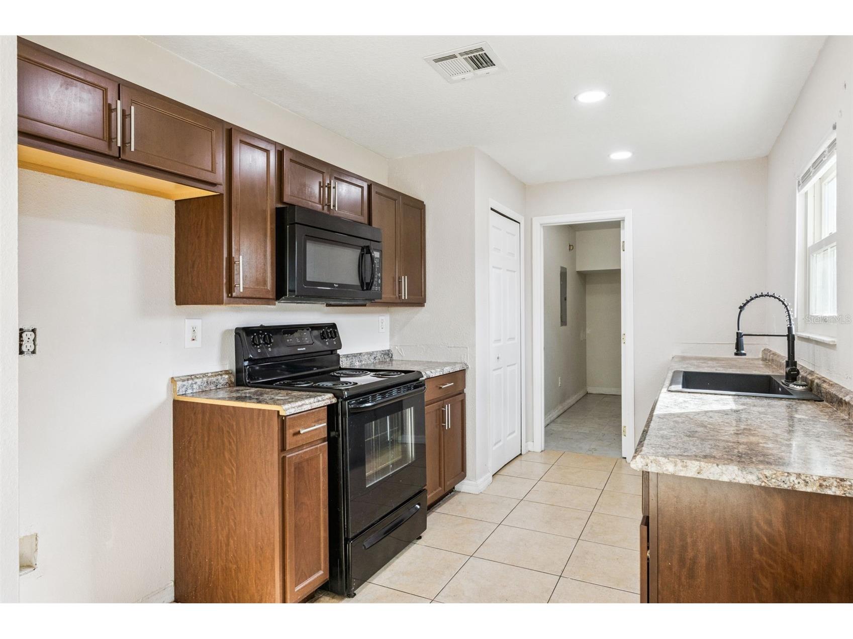 119 Anzio Drive Kissimmee FL 34758 O6352855 image12