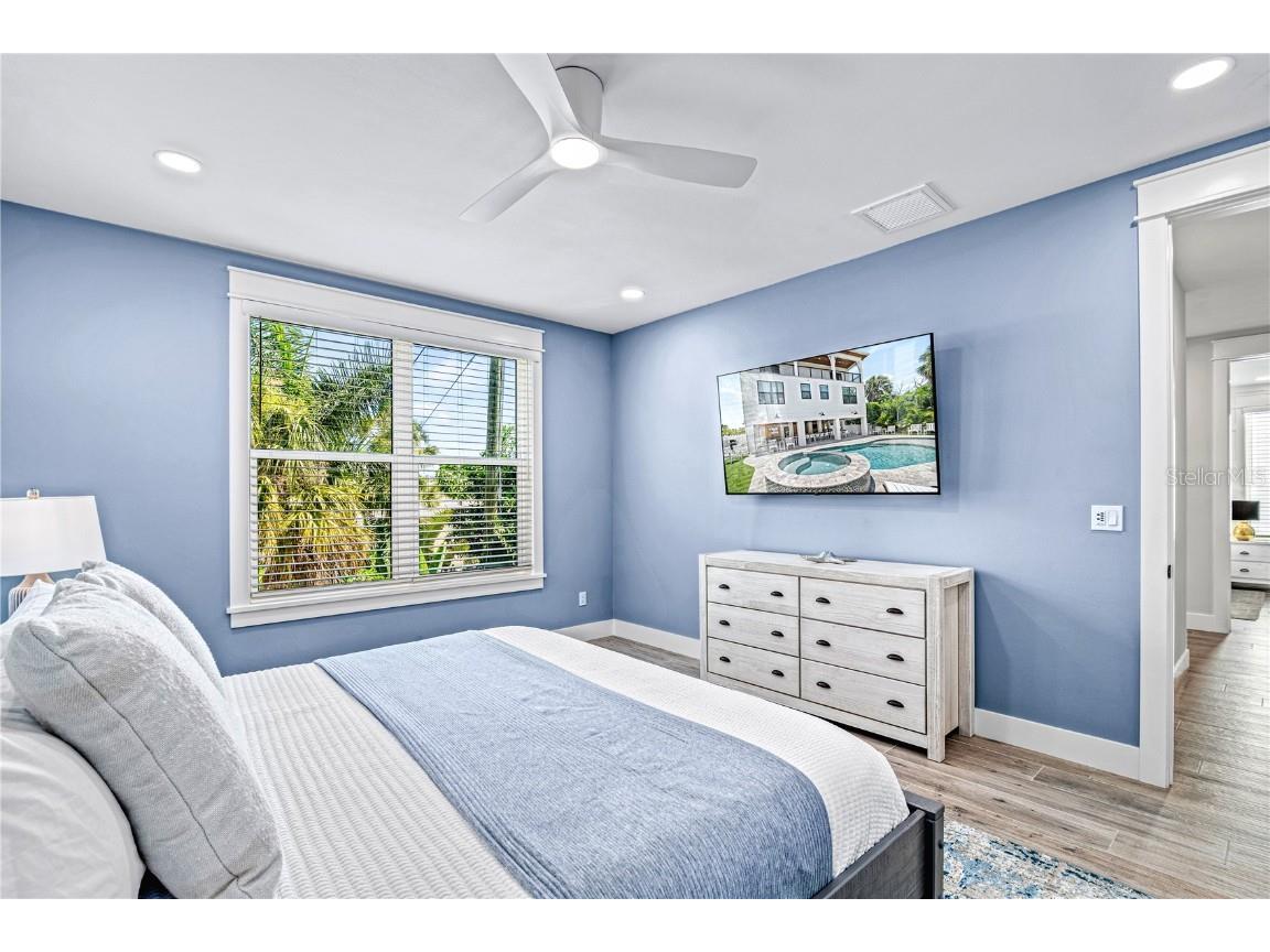 119 Avenida Messina Sarasota FL 34242 A4656843 image32