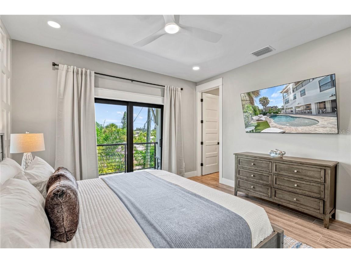 119 Avenida Messina Sarasota FL 34242 A4656843 image41