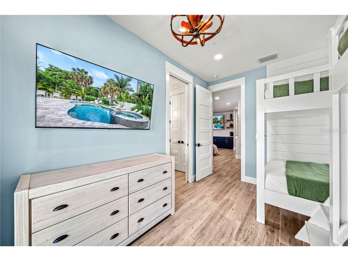 119 Avenida Messina Sarasota FL 34242 A4656843 image50