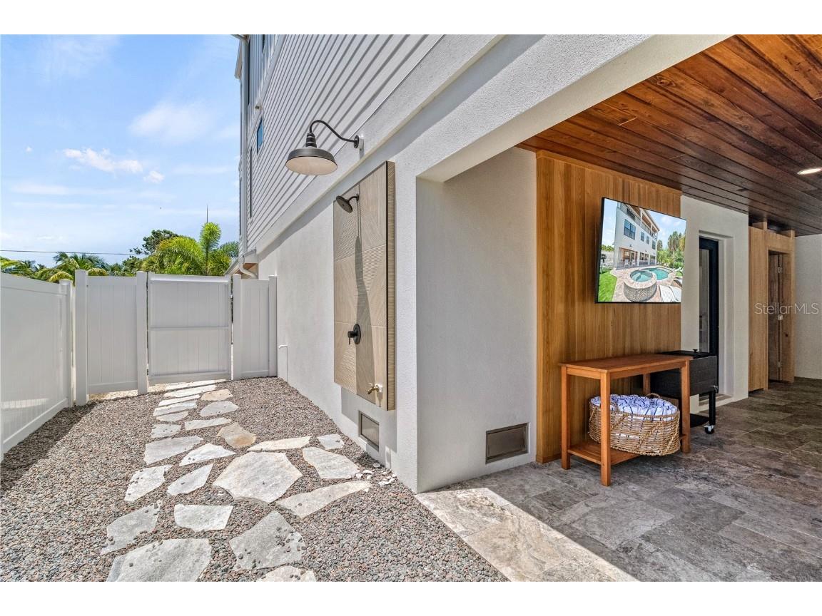 119 Avenida Messina Sarasota FL 34242 A4656843 image66