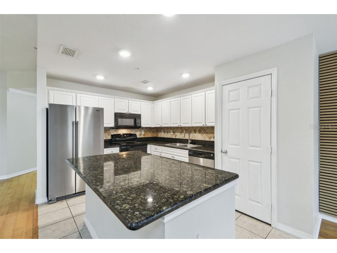 119 Beach Haven Lane Tampa FL 33609 TB8453418 image22