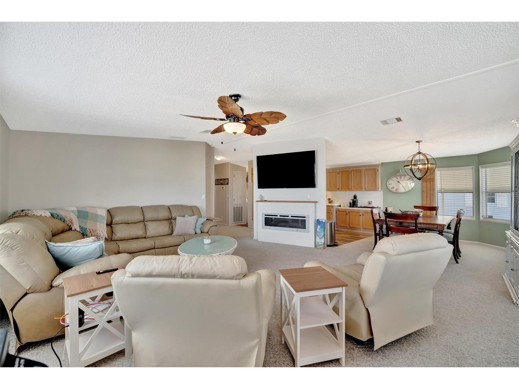 119 E Saint Johns Way Apollo Beach FL 33572 TB8474178 image14