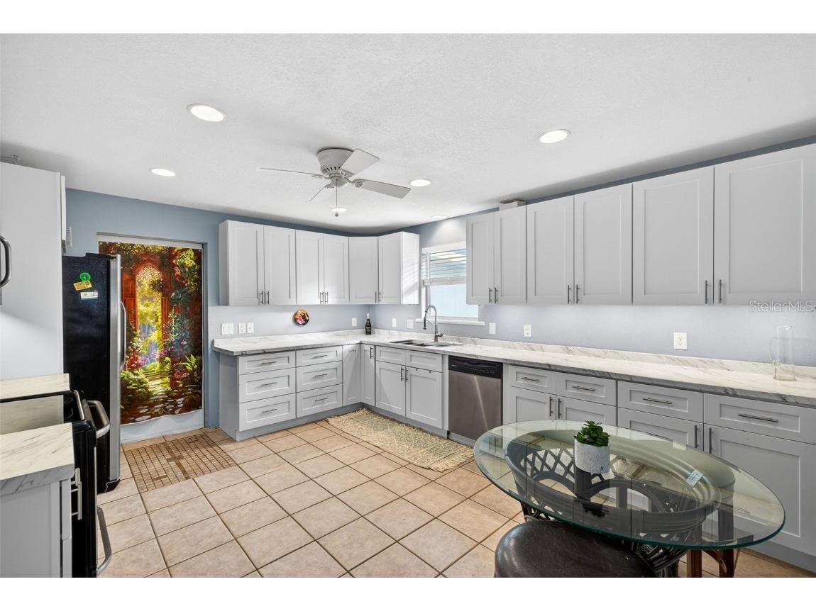 119 Glenholm Avenue Punta Gorda FL 33950 C7518687 image10