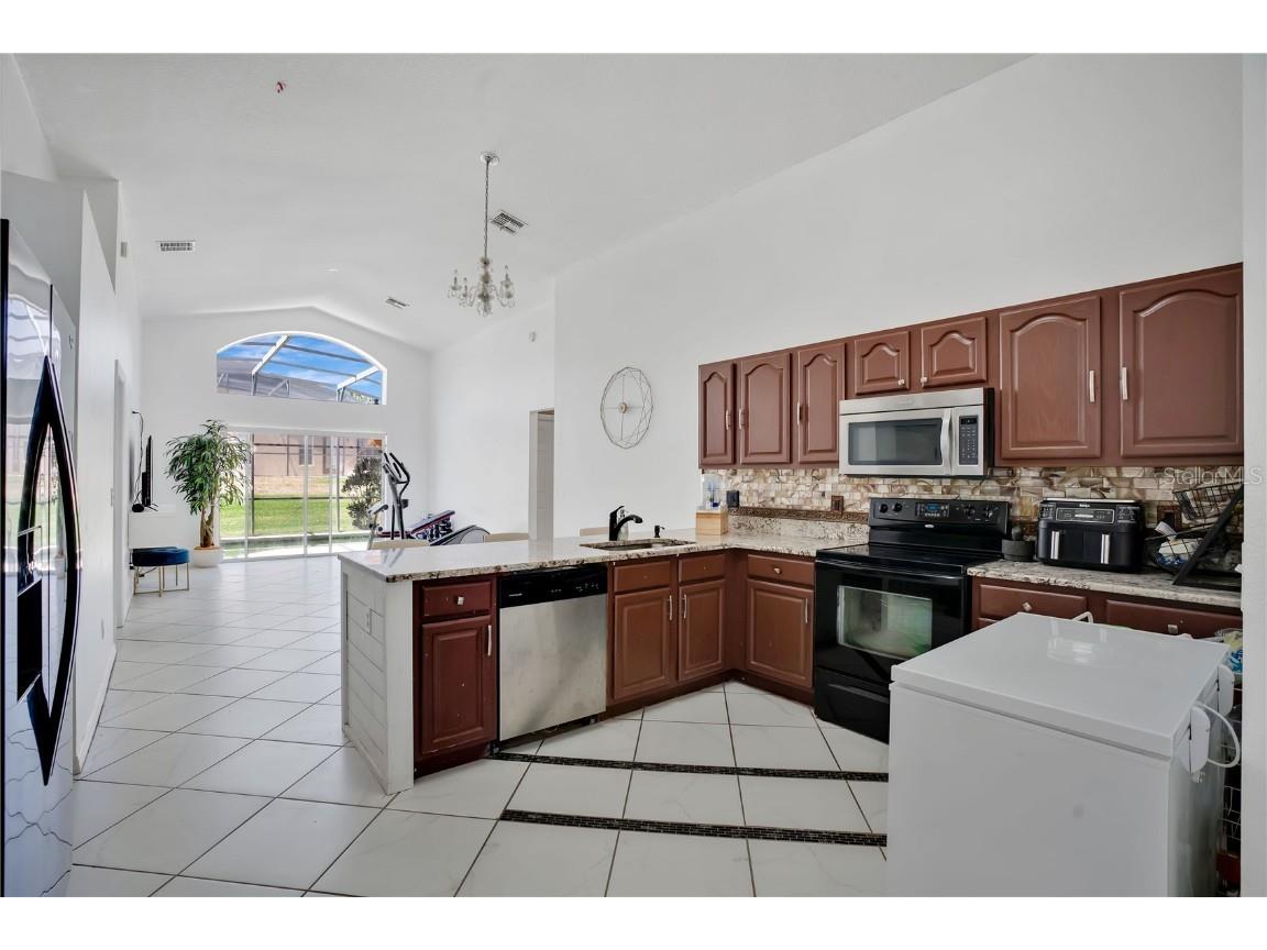 119 Hypolita Avenue Davenport FL 33897 O6301396 image5