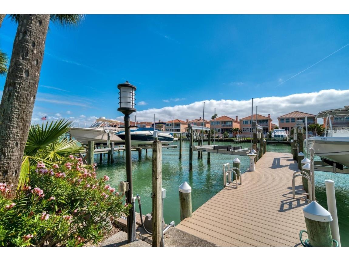 119 Marina Del Rey Court Clearwater Beach FL 33767 - CLEARWATER HARBOR TB8412119 image5