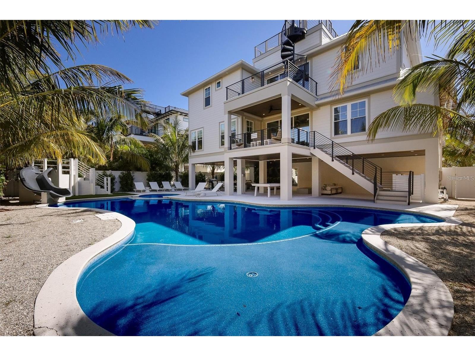 119 Mckinley Drive Sarasota FL 34236 A4688706 image2