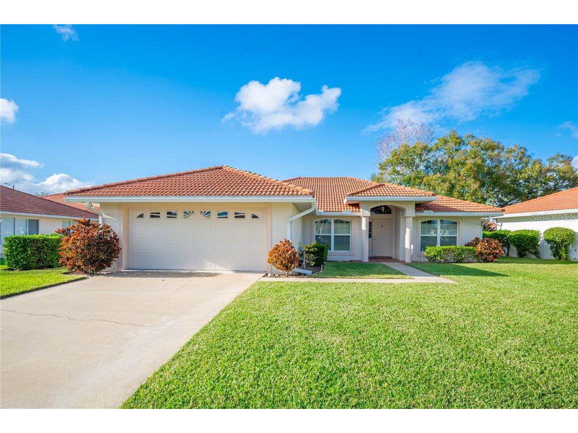 119 Morning Glory Circle Winter Haven FL 33884 P4928640 image1