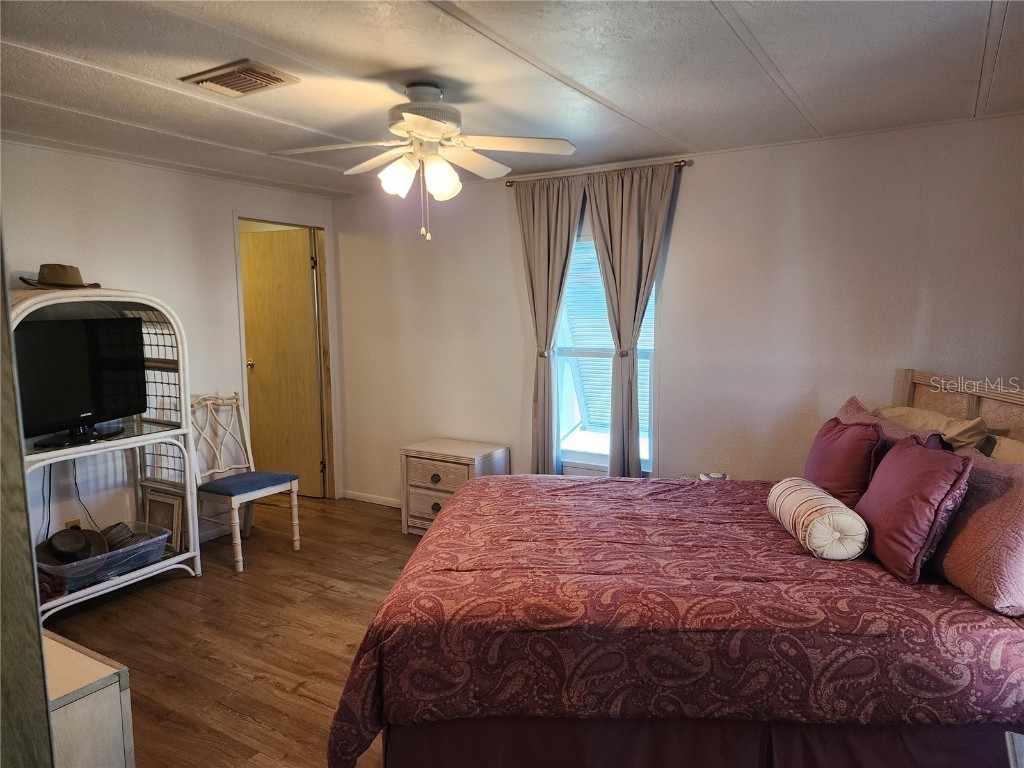 119 S Fiji Circle Englewood FL 34223 A4635470 image18