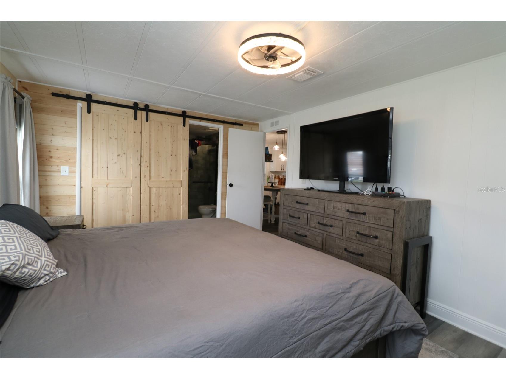 119 S Saint Thomas Circle Apollo Beach FL 33572 TB8411895 image10