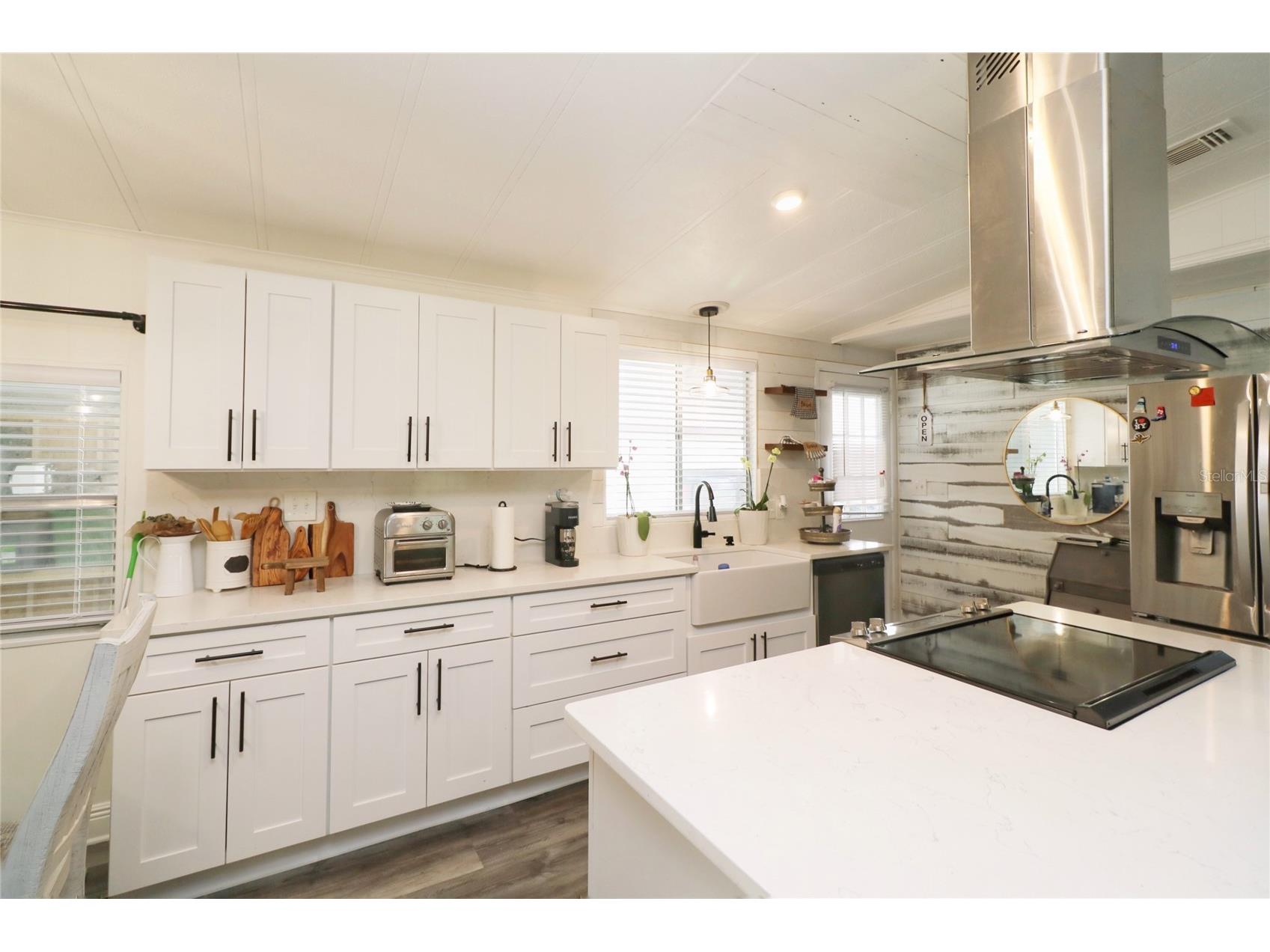 119 S Saint Thomas Circle Apollo Beach FL 33572 TB8411895 image6