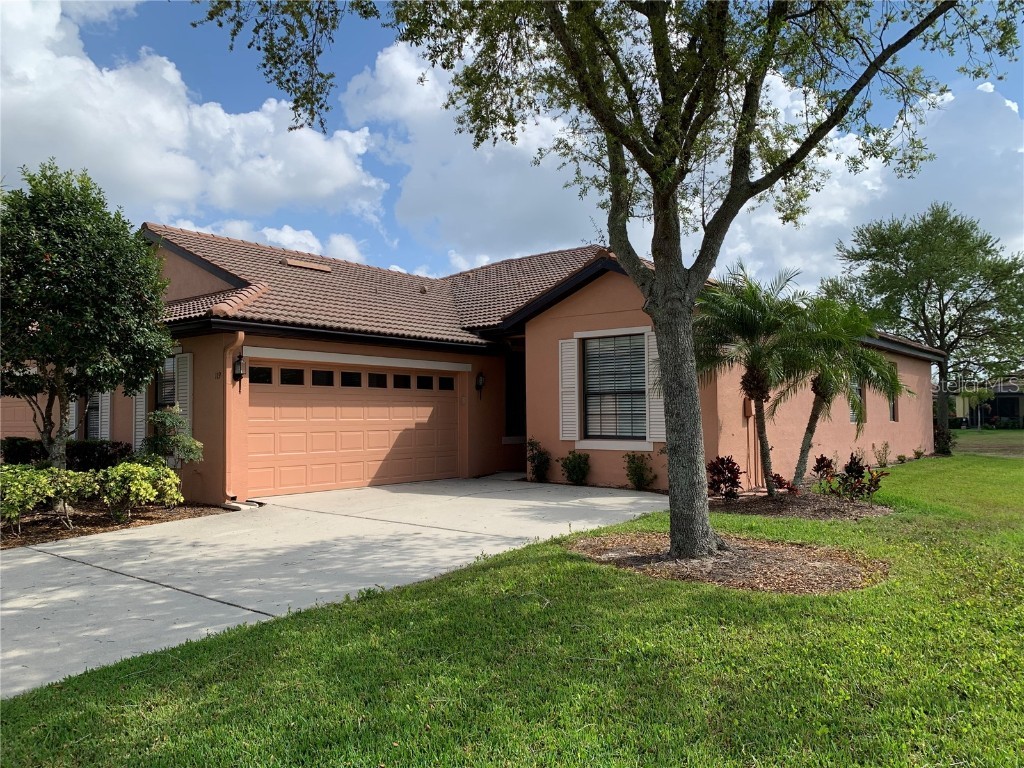 119 Shell Falls Drive Apollo Beach FL 33572 T3359515 image1