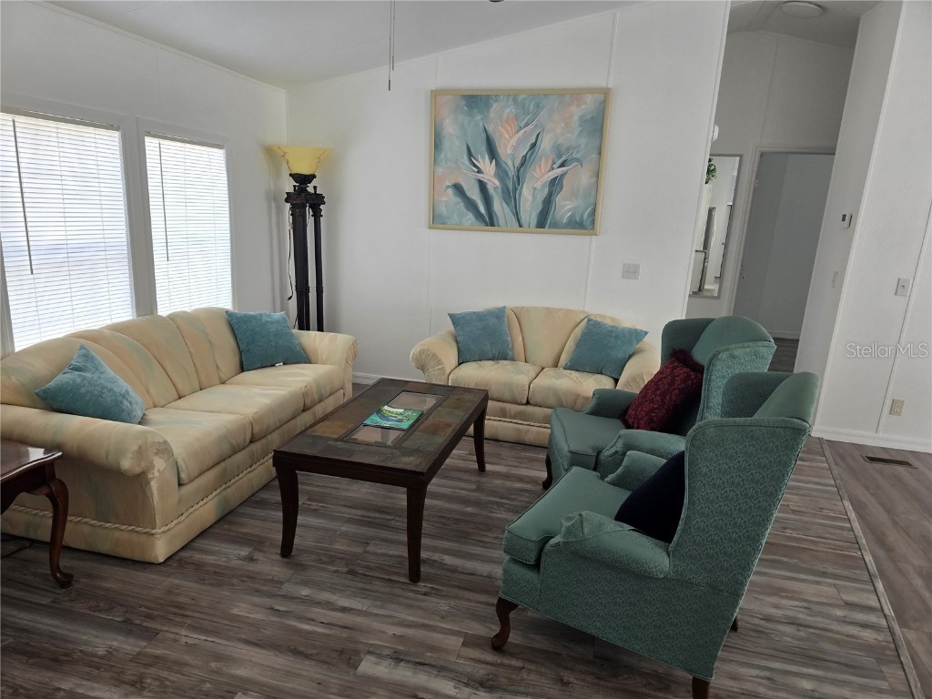 119 Walt Lane Satsuma FL 32189 - ST JOHNS RIVER OM698462 image9