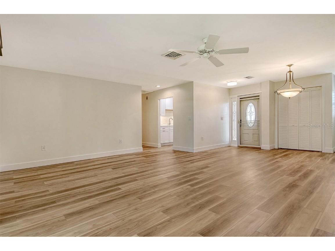 119 Whispering Sands Circle #V36 Sarasota FL 34242 A4656278 image16