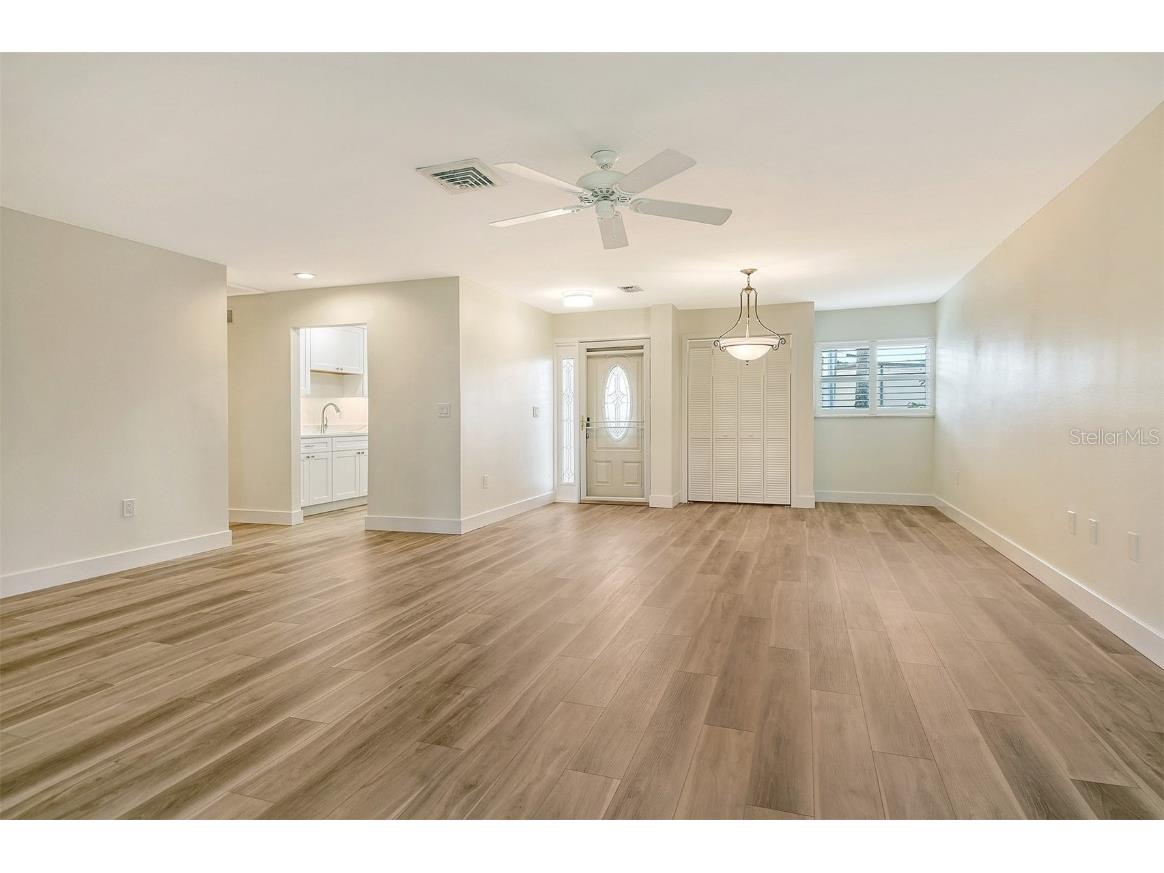 119 Whispering Sands Circle #V36 Sarasota FL 34242 A4656278 image18