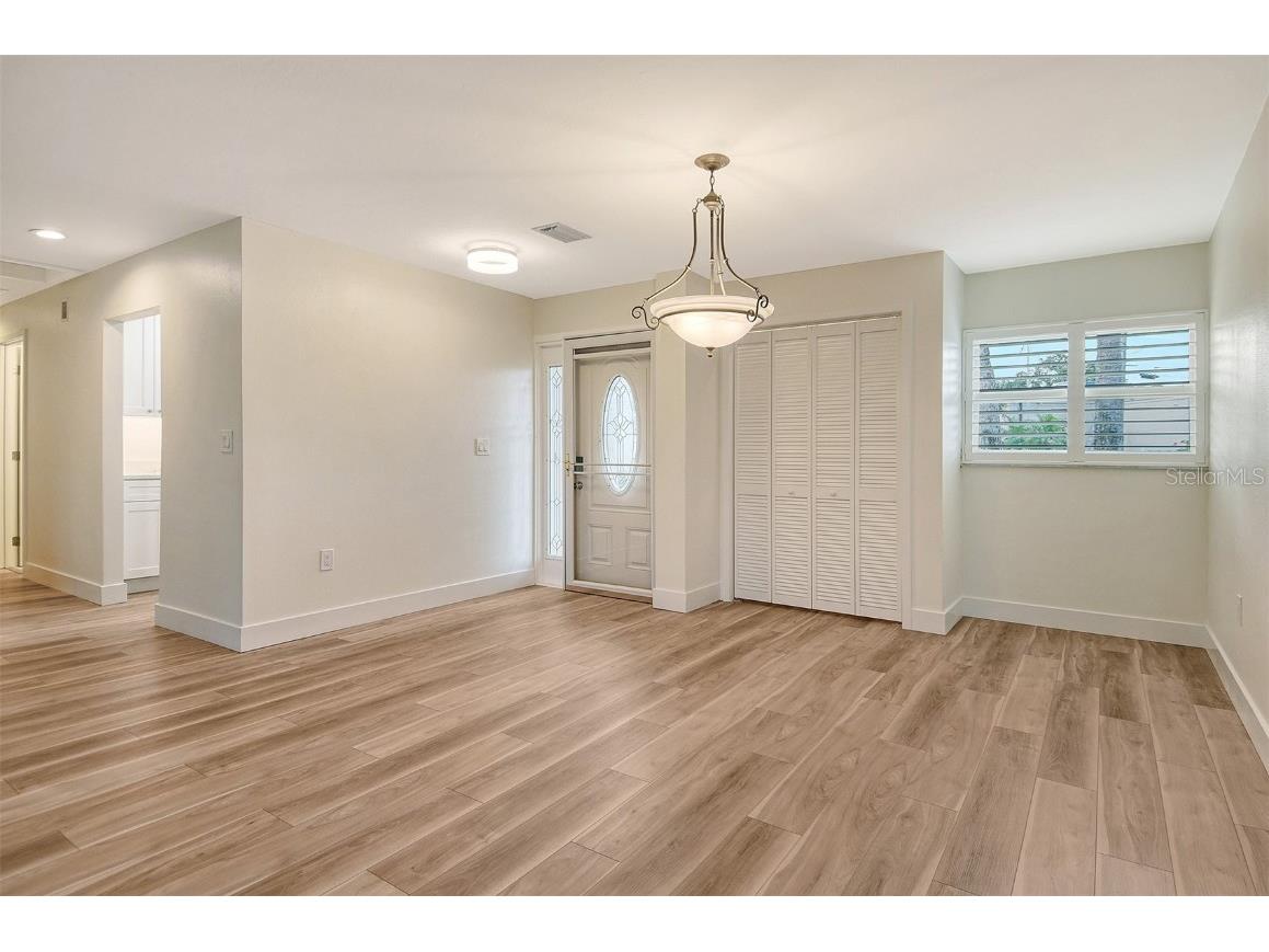 119 Whispering Sands Circle #V36 Sarasota FL 34242 A4656278 image19