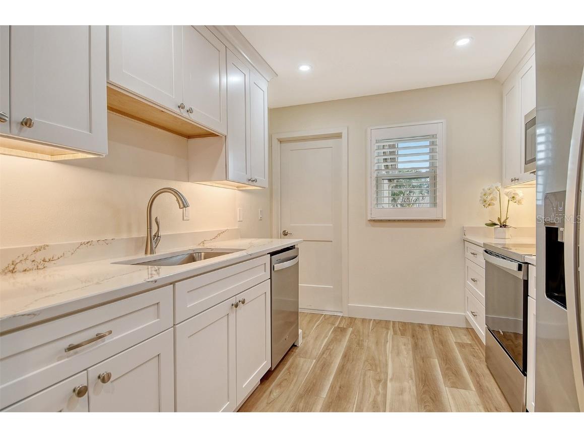 119 Whispering Sands Circle #V36 Sarasota FL 34242 A4656278 image21