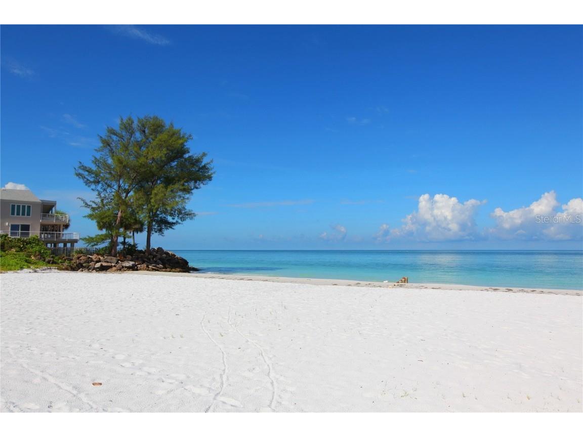 119 Whispering Sands Circle #V36 Sarasota FL 34242 A4656278 image44