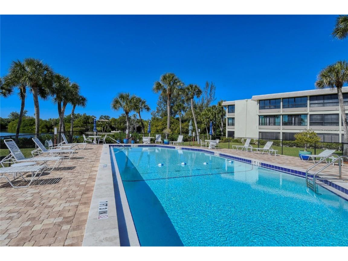 119 Whispering Sands Circle #V36 Sarasota FL 34242 A4656278 image56