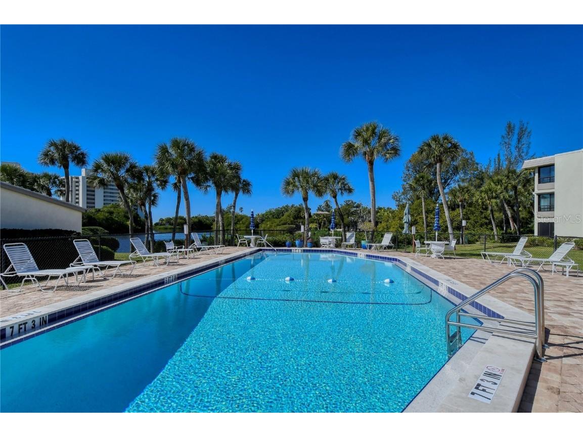 119 Whispering Sands Circle #V36 Sarasota FL 34242 A4656278 image57