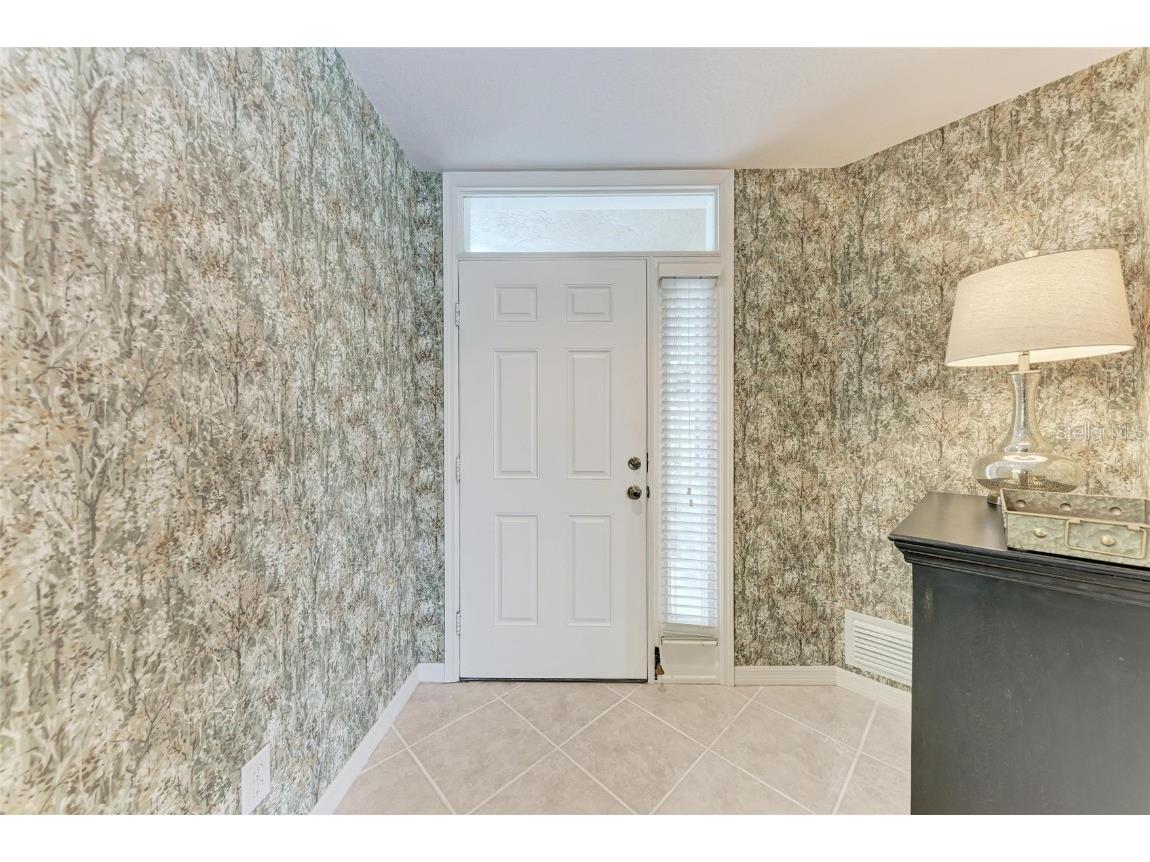 119 Woodbridge Drive #103 Venice FL 34293 A4665617 image3