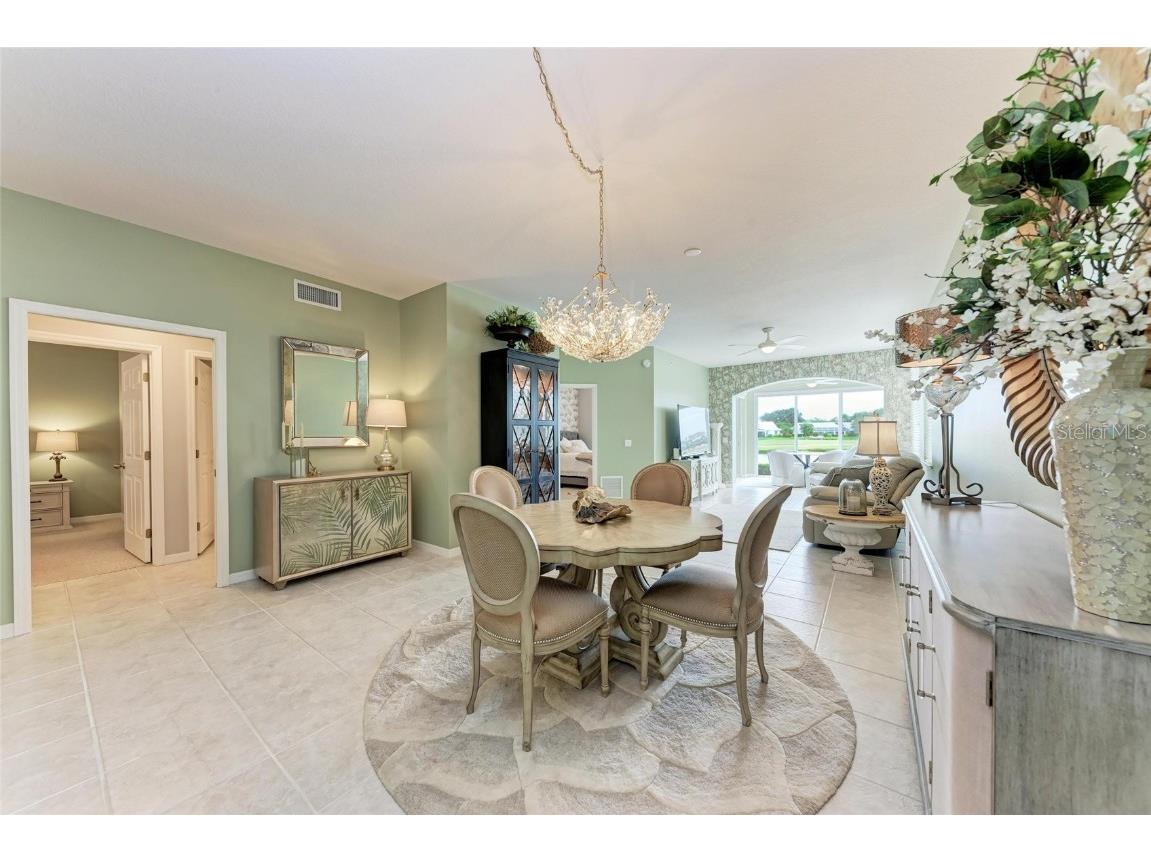 119 Woodbridge Drive #103 Venice FL 34293 A4665617 image4