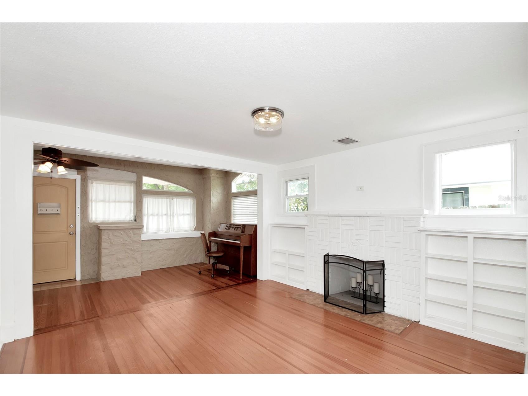 1190 8th Street N Saint Petersburg FL 33701 A4690974 image10