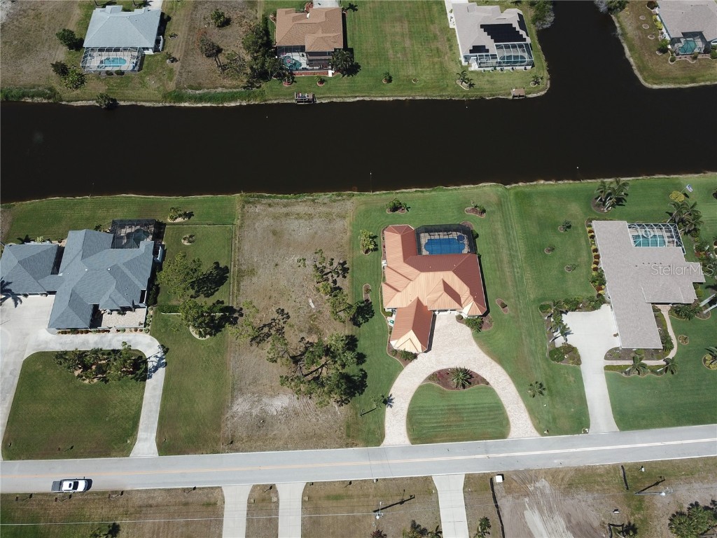 1190 Boundary Boulevard Rotonda West FL 33947 - ROTONDA RIVER C7508590 image4