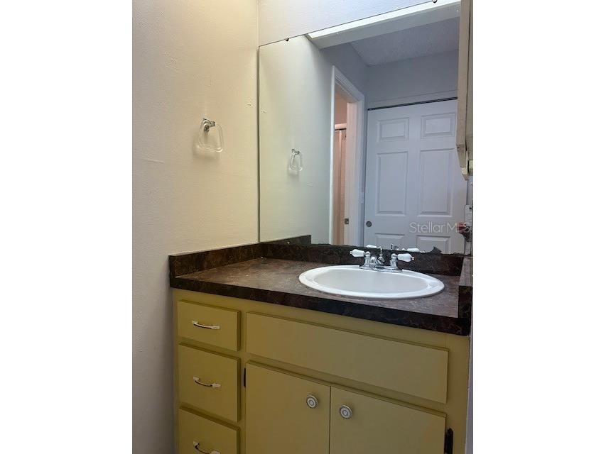 1190 Longfellow Way #135C Sarasota FL 34243 N6137352 image20